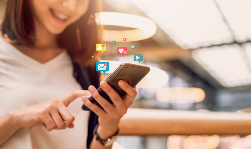 Create A Niche In The Messaging Market With Whatsapp Clone - Cover Image