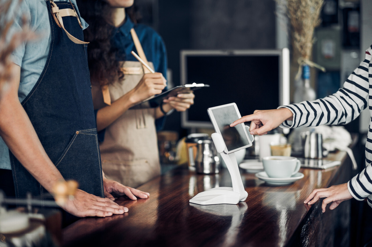 Start Your Restaurant Business With The Restaurant Delivery App - Cover Image