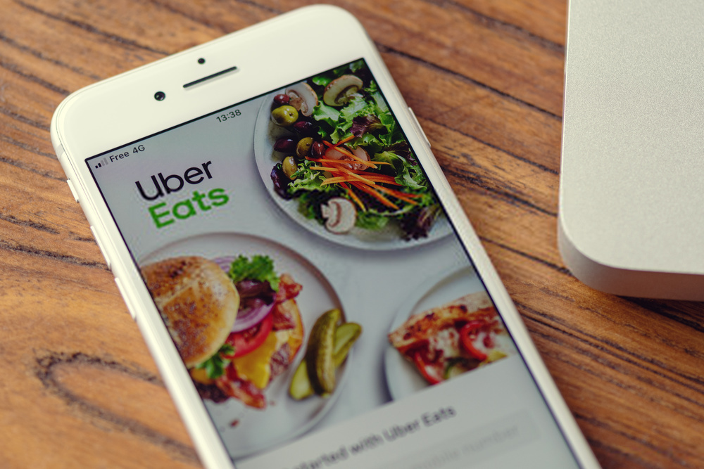 Take Your Food Delivery Business Online With DoorDash Clone - Cover Image