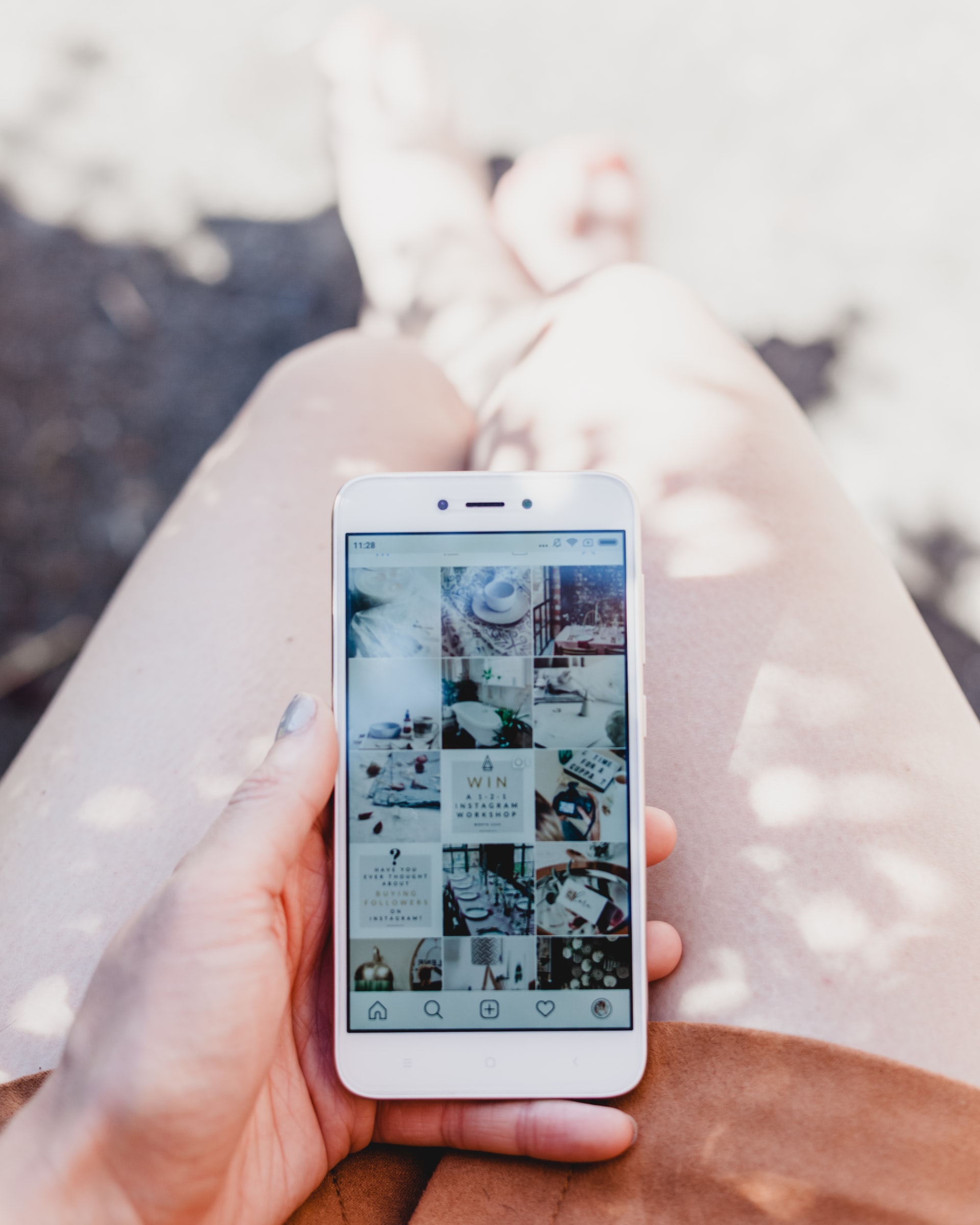 Buy 100% Real Instagram Likes - Cover Image
